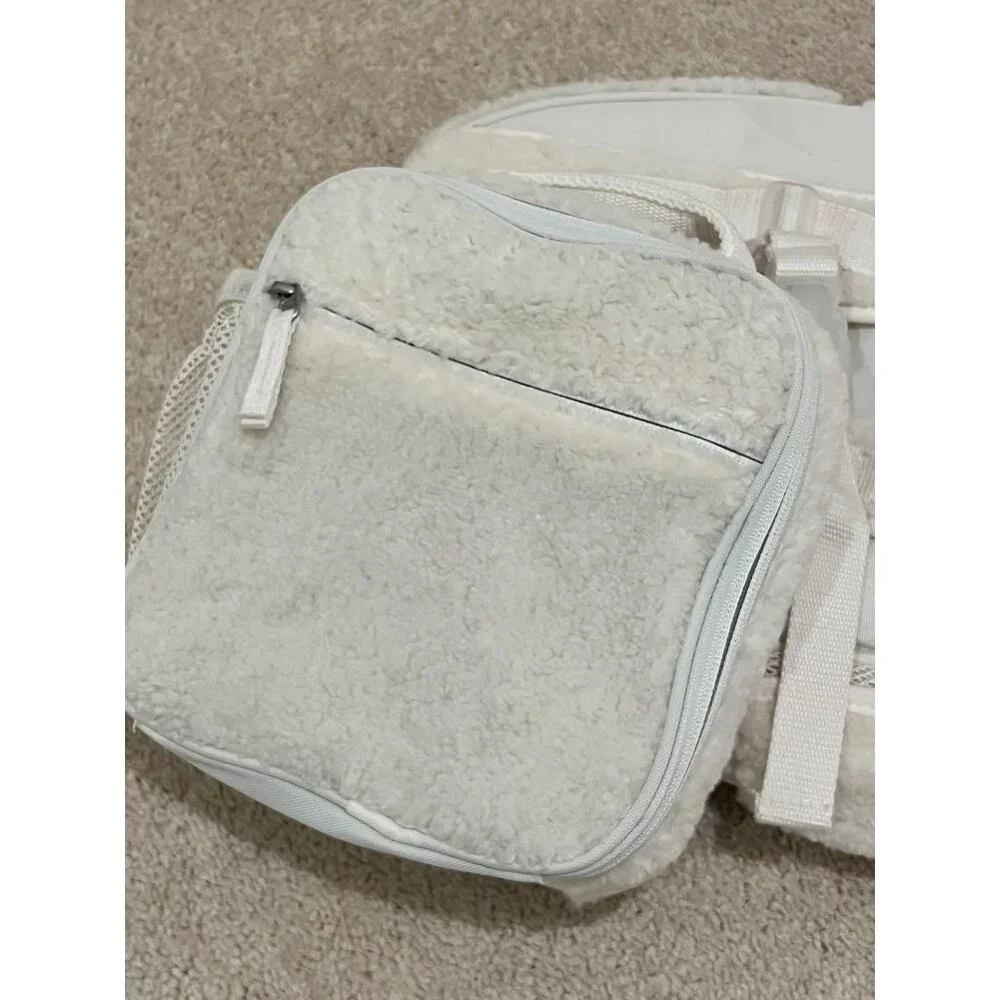NWOT Pottery Barn Kids Mackenzie‎ Natural Sherpa Small Backpack & Lunch Box